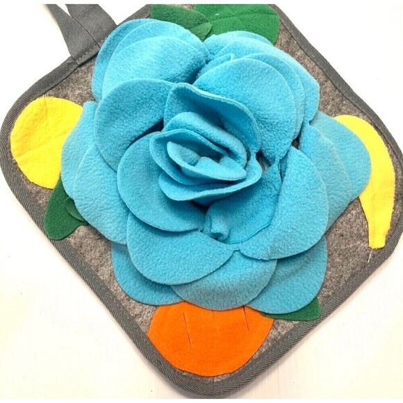 Guinea Pig Bundle Small Pet Hide Boy Blue Felt Tent Snuffle Mat And Treat Ball - Picture 4 of 9